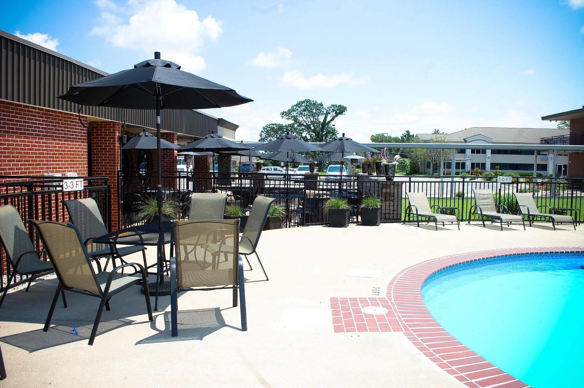 Unique Suites Hotel Charleston Exterior photo